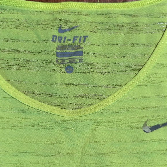 Lot of Nike work out clothes XS - Picture 7 of 9